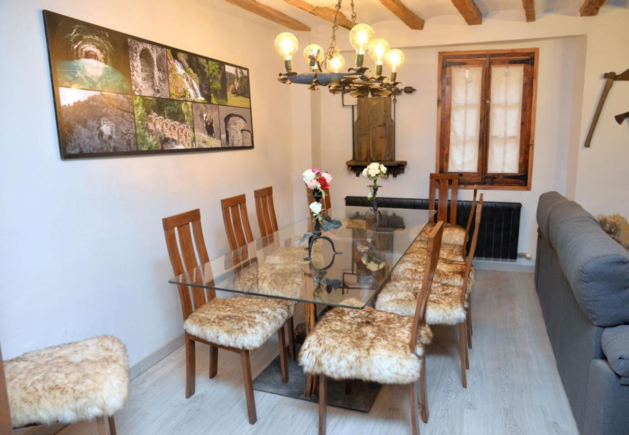 라 포블라 데 리예트 Triplex Rustico-Moderno Hasta 18 Plazas - Pobla De Lillet 아파트 외부 사진